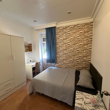 Habitacion En Piso Compartido En Malaga Capital Eksteriør bilde